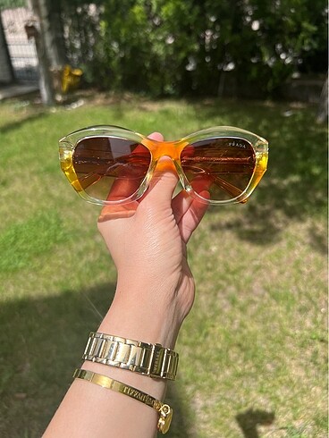 Prada ithal bayan gözlük