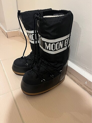 Moon Boot