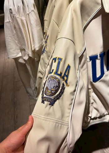 Bershka Ucla Oversize Bomber Ceket - Görsel 4