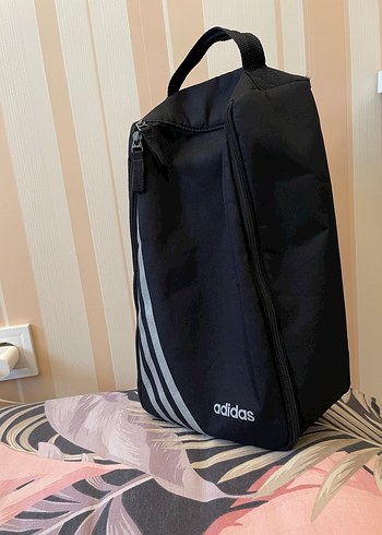 Adidas krampon çantası - Görsel 4