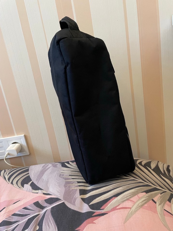 Adidas krampon çantası - Görsel 2