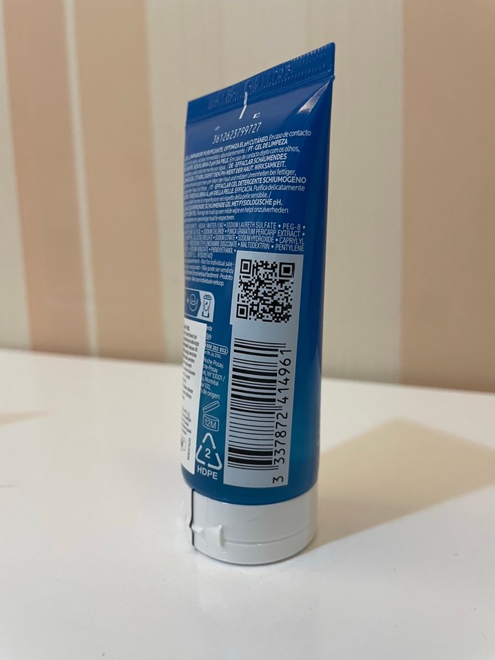 La Roche-Posay Effaclar Arındırıcı Köpük Jel 50 ml - Görsel 2