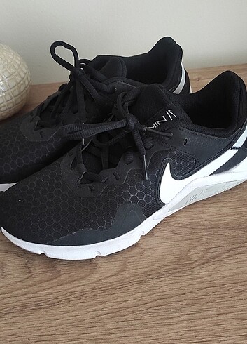 37 Beden siyah Renk Nike antreman ayakkabı ????