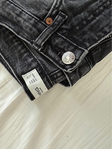 Mango jean