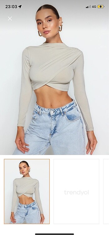 Dik yaka drapeli crop
