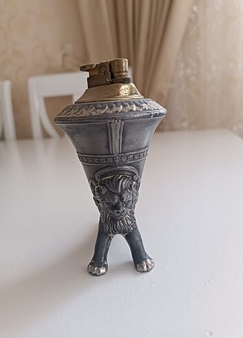 Masa çakmağı 