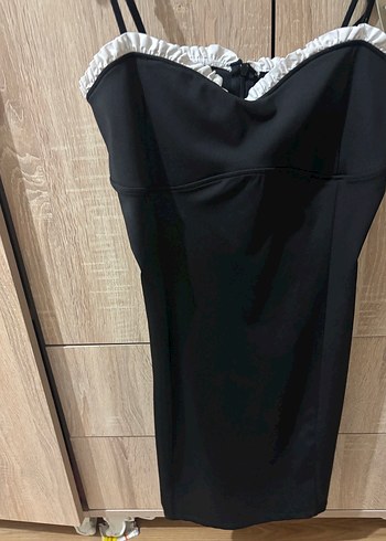 Siyah Straplez Midi Elbise