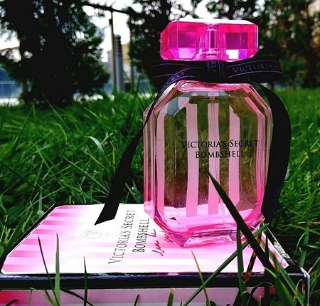  Victoria's Secret Bombshell Edp 100 ml Kadın Parfümü 