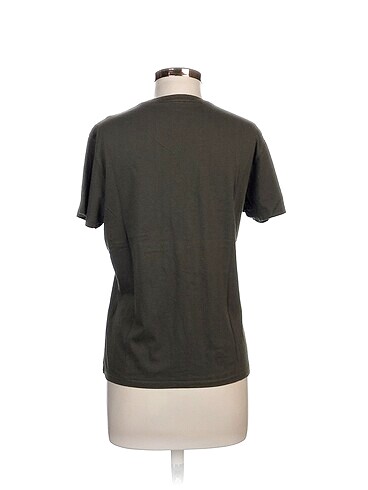 m Beden Armalife T-shirt %70 İndirimli.