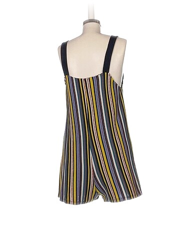 m Beden Zara Kısa Tulum %70 İndirimli.