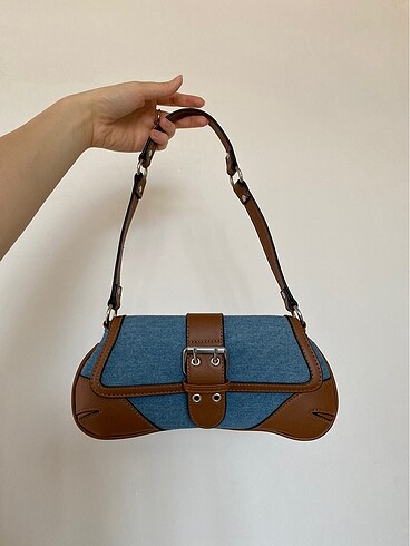 Stradivarius Kol çantası
