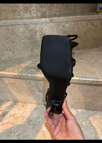 39 Beden siyah Renk Siyah Bantlı Topuklu Kadın Sandalet