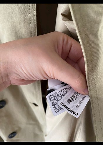 Bershka Bej Kemerli Uzun Kadın Trençkot