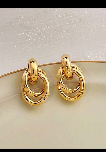 Gold küpe