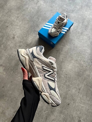 New Balance 9060 Moonrock