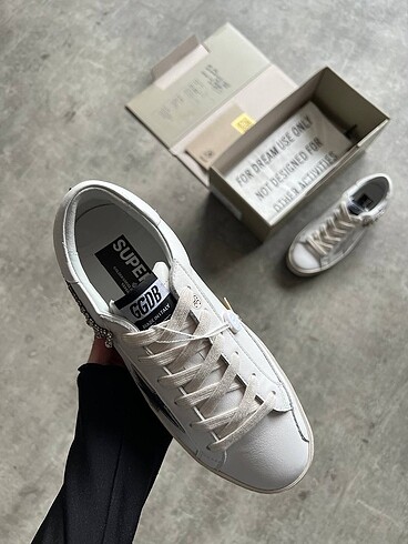 Golden Goose Deluxe Golden Goose Deluxe Sneakers