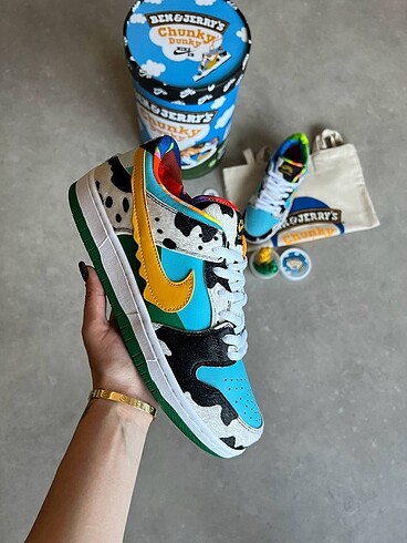 Sb Dunk Low Ben & Jerrys Chunky Dunky Full Box