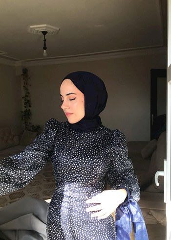 Lacivert taşlı abiye - Görsel 3