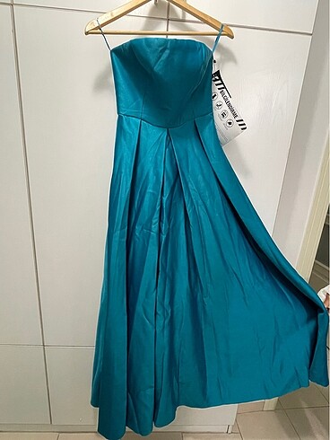 Kullanılmamış etiketli elbise - Görsel 3