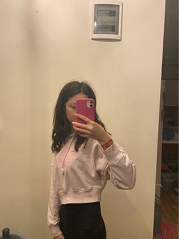xs Beden adidas crop sweatshirt