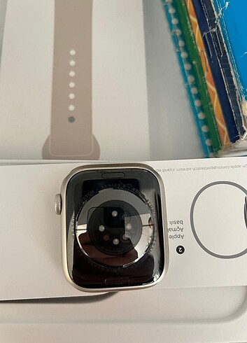 Beden ten rengi Renk Apple watch series 8 45 mm yıldız ışığı akıllı saat
