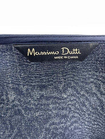 36 Beden çeşitli Renk Massimo Dutti Gömlek %70 İndirimli.