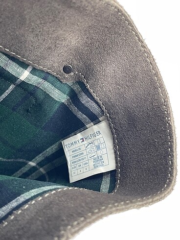 37 Beden çeşitli Renk Tommy Hilfiger Çizme %70 İndirimli.