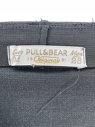 m Beden siyah Renk Pull and Bear Mini Etek %70 İndirimli.