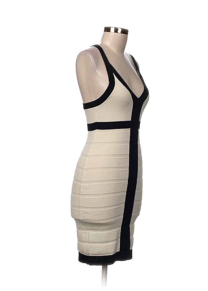 Mango Kısa Elbise %70 İndirimli. - Görsel 2