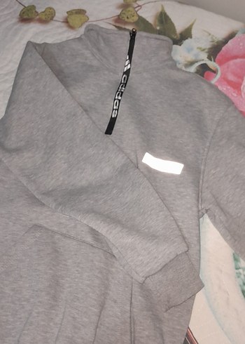 Adidas gri kalın sweatshirt. Yarım Yaka zincirli kanguru cepli - Görsel 4