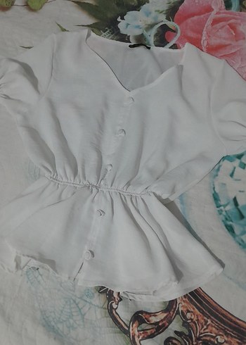 Düğmeli Beyaz Keten Midi Bluz - Görsel 2