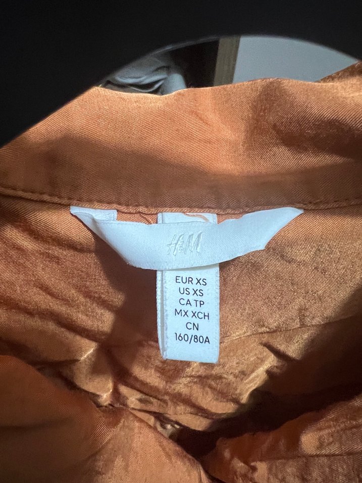 Düğmeli Kısa Kollu Bej Keten Gömlek - Görsel 2