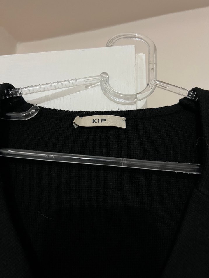 Kip Düğmeli Siyah Kolsuz Midi Yelek - Görsel 2