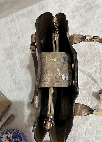 Bej Deri Kemerli Kadın Çanta - Görsel 3