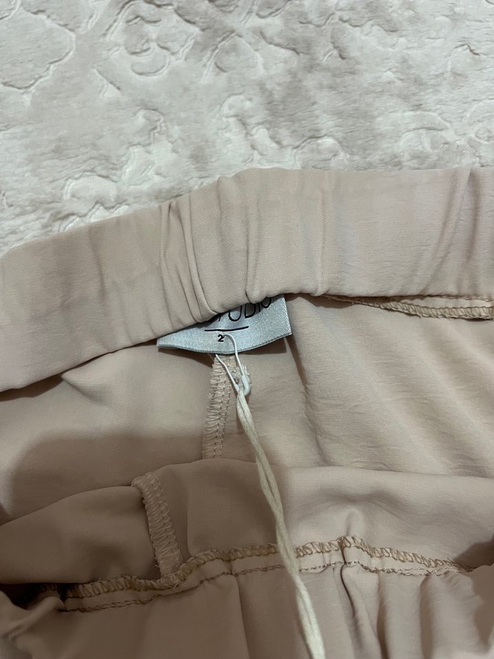 Bej Kadın Bol Kesim Midi Kumaş Pantolon - Görsel 2