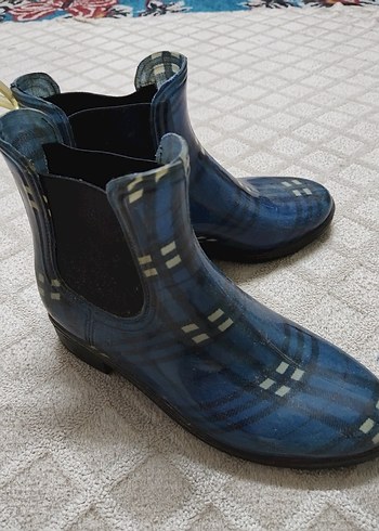 Kareli Koyu Mavi Kadın Lastik Topuklu Bot - Görsel 5