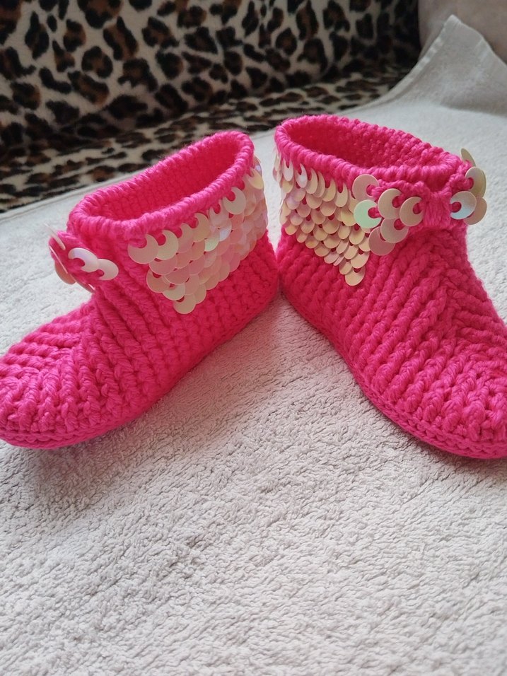 Pembe Örgü Kız Bebek Patik - Görsel 3