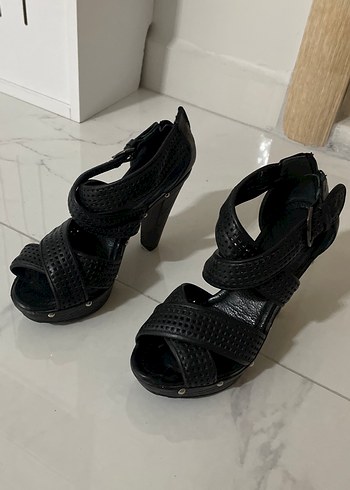 Siyah deri  Tokalı Platform Topuklu Kadın Ayakkabı - Görsel 3