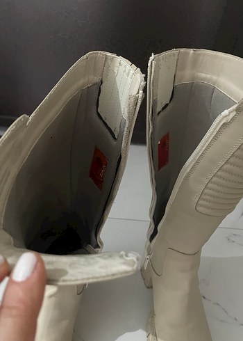 Harley Kadın Beyaz Deri Dizüstü Botlar - Görsel 5