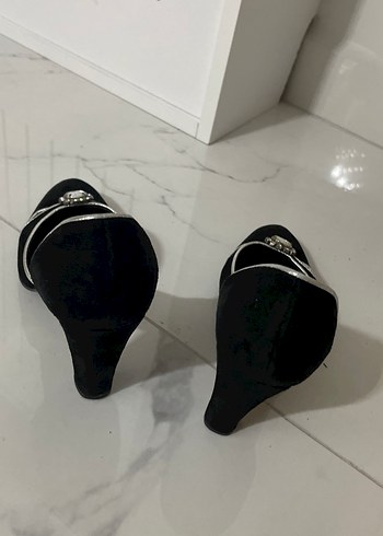 Tokalı deri nubuk  Siyah Stiletto Kadın Abiye Ayakkabı - Görsel 2