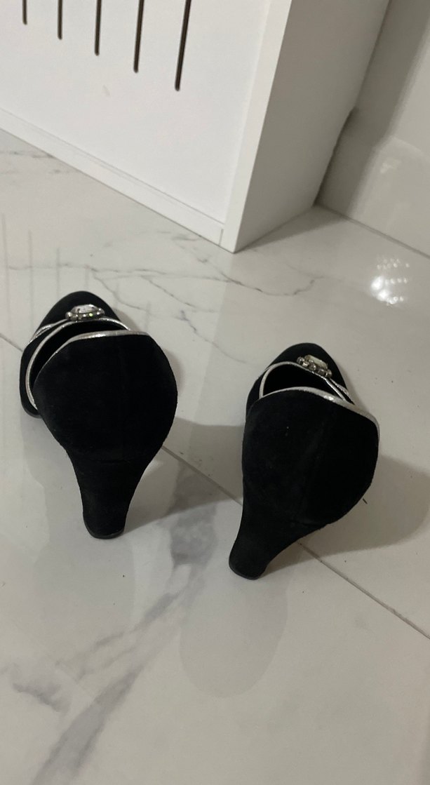 Tokalı deri nubuk  Siyah Stiletto Kadın Abiye Ayakkabı - Görsel 2