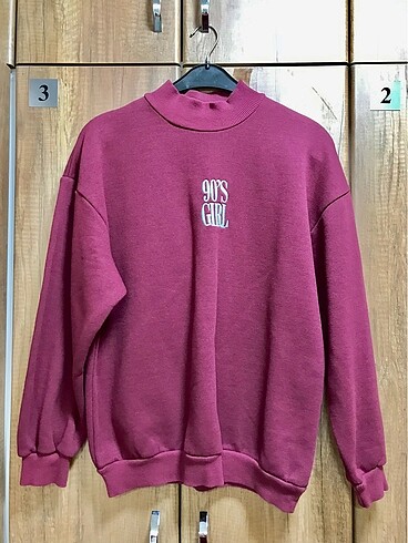 Sweatshirt