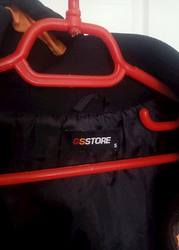 Galatasaray Baskılı Siyah Kapüşonlu Yelek - Görsel 5