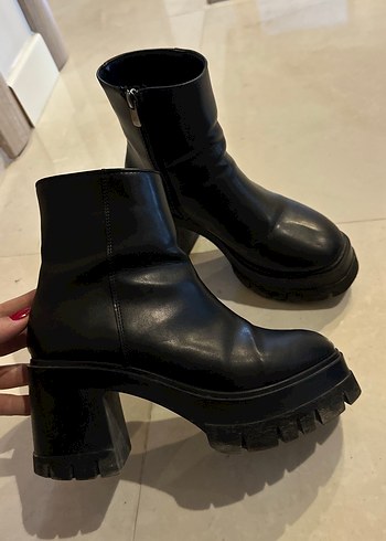 Siyah Deri Gotik Platform Topuklu Bot