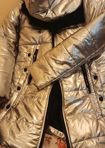 Gri Parlak Kadın Kışlık Kürklü Mont - Görsel 3