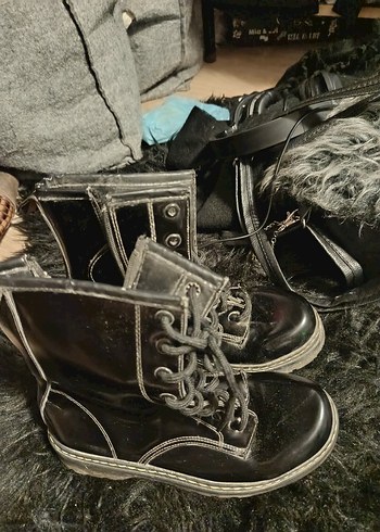 Siyah Deri Kürklü Platform Topuklu Botlar - Görsel 5