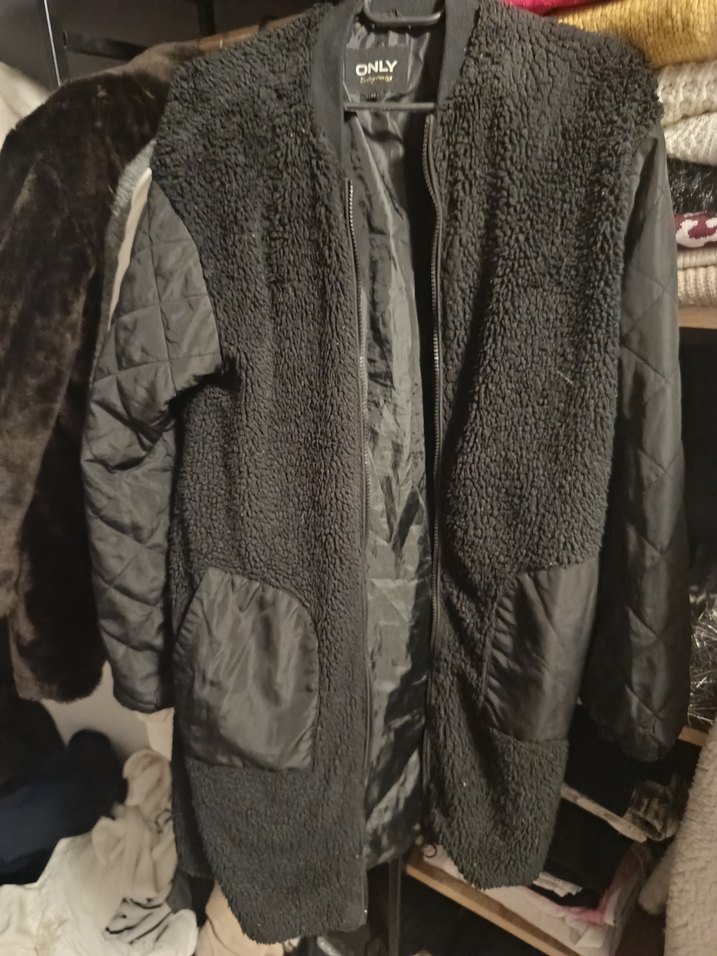 Gri Uzun Kollu Peluş Kadın Ceket - Görsel 3