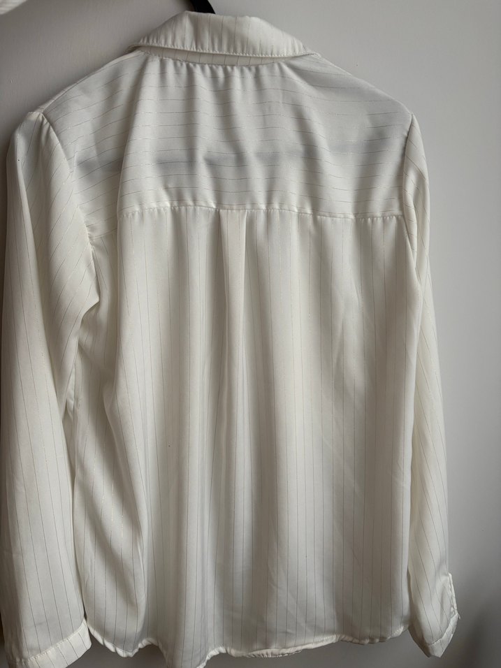 Düğmeli Beyaz Uzun Kollu Keten Gömlek - Görsel 4