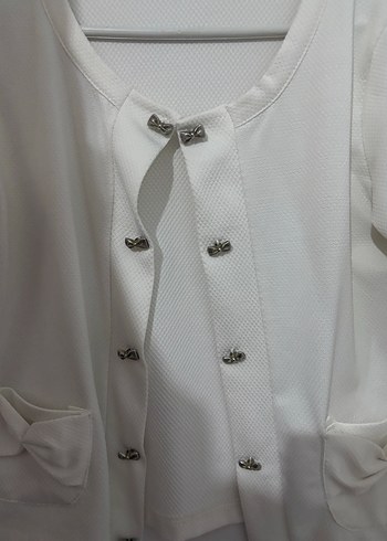 Düğmeli Beyaz Kadın Mini Blazer - Görsel 3