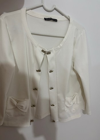 Düğmeli Beyaz Kadın Mini Blazer - Görsel 2